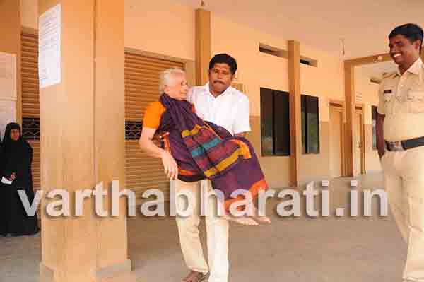 ಸೋಮೇಶ್ವರ : ಮತದಾನ